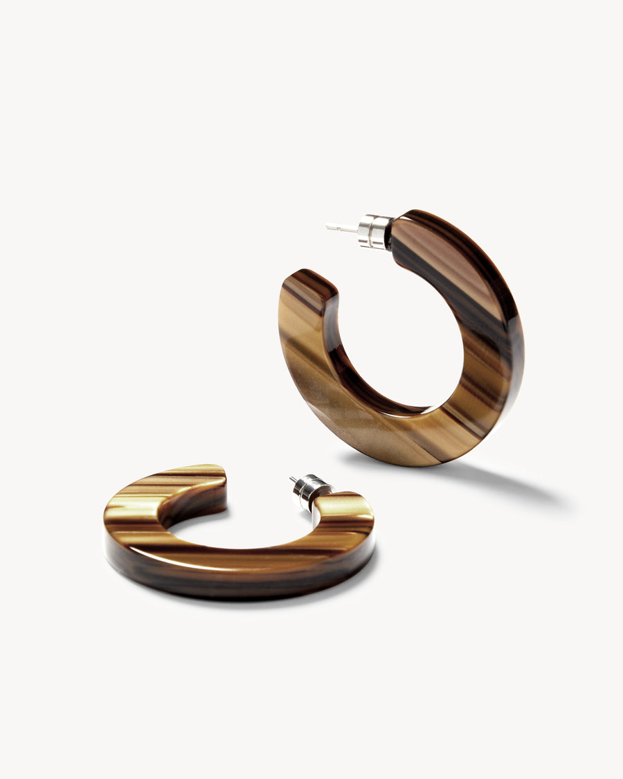 Kate Hoops in Tiger's Eye