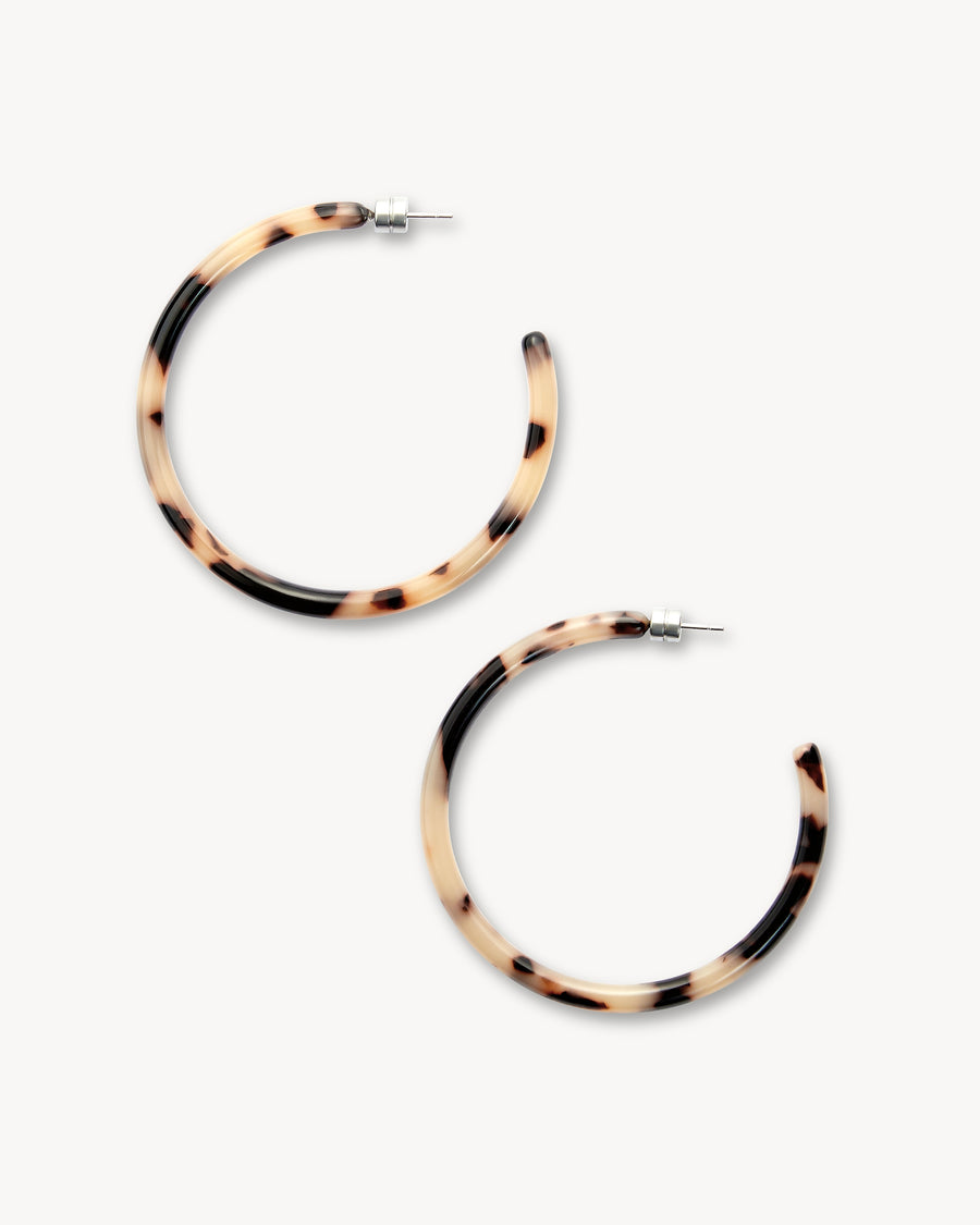 Large Hoops in Ash Blonde Tortoise