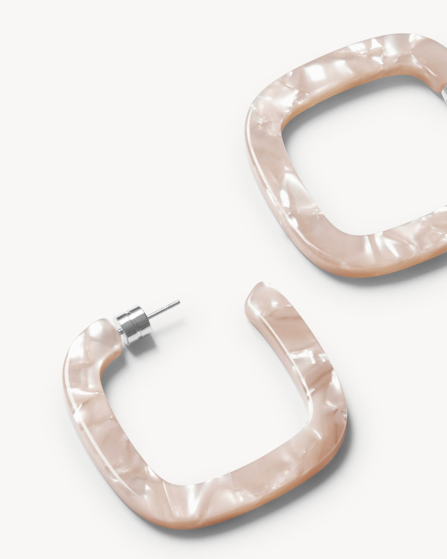 Midi Square Hoops in Peach Shell