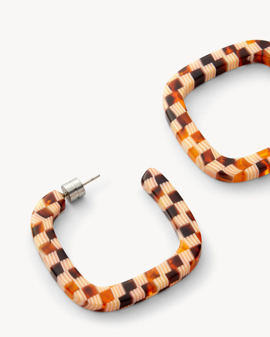 Midi Square Hoops in Tortoise Checker