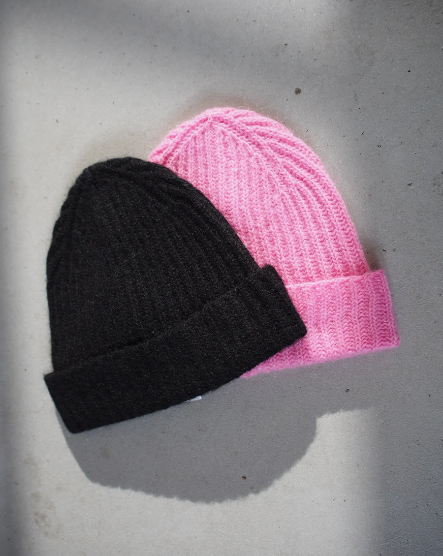 WOOLY KNIT BEANIE BJON BONBON BLACK